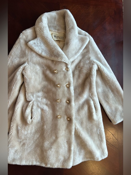 Safari by sportowne Jackets & Blazers - Authentic 1970s Vintage Sportowne Faux Fur Coat Bullock's Del Amo size M